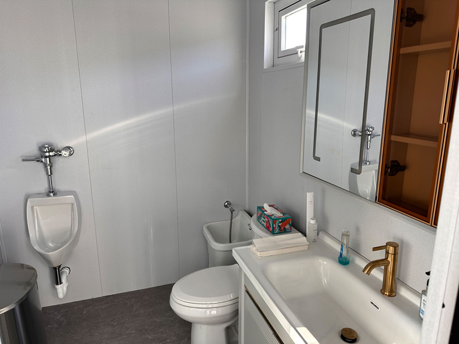 Toilets in the reception building