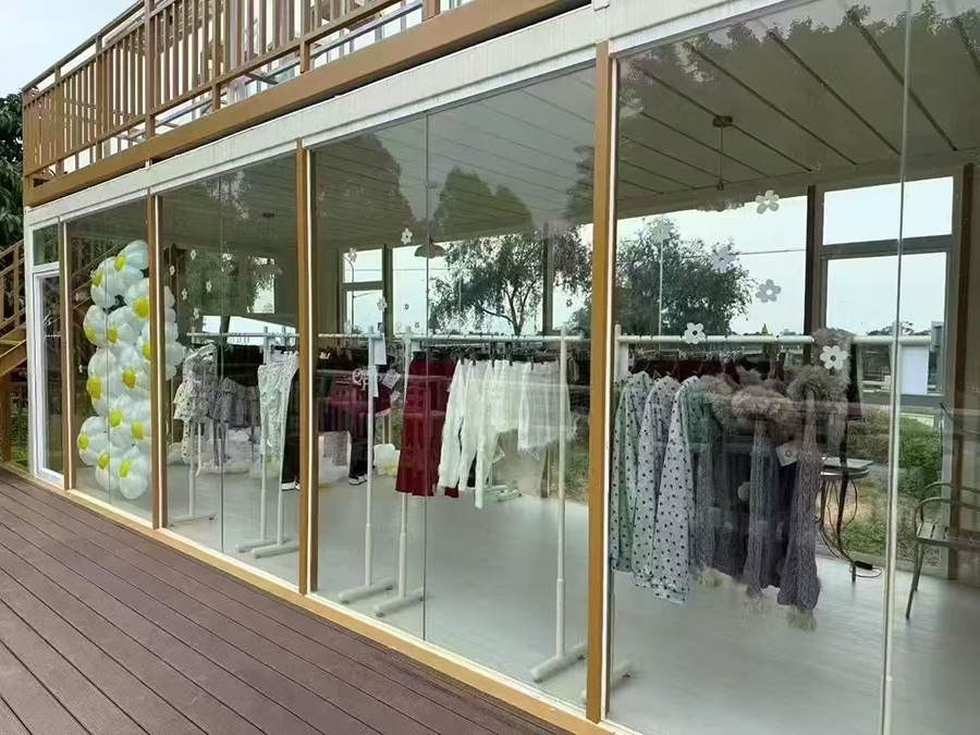 Clothing container house 