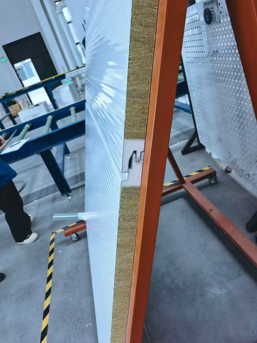 This image shows whether the joints are flat and aligned.