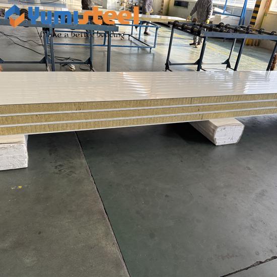 サンドイッチパネル