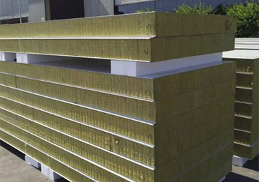 現代建築における耐火サンドイッチパネルの応用