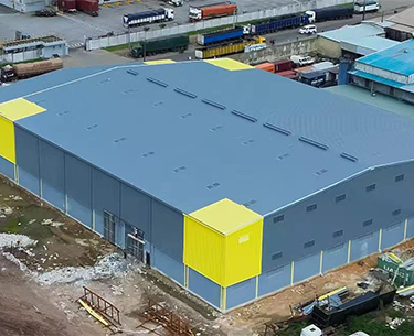 8000m²の化粧品工場